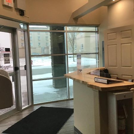 Platinum Residences Fort Mcmurray Luaran gambar