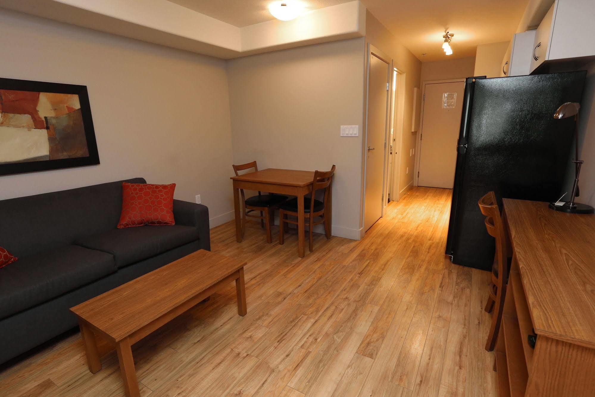 Platinum Residences Fort Mcmurray Luaran gambar