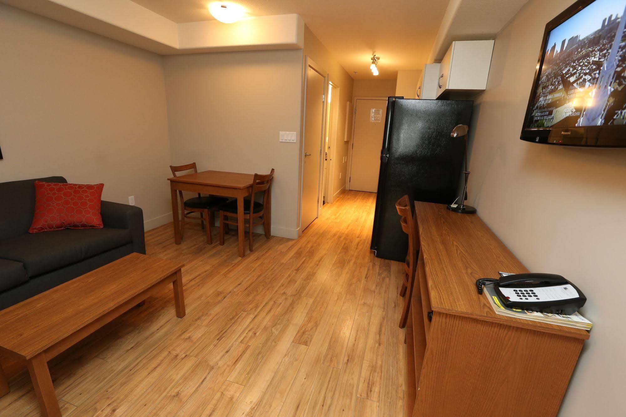 Platinum Residences Fort Mcmurray Luaran gambar