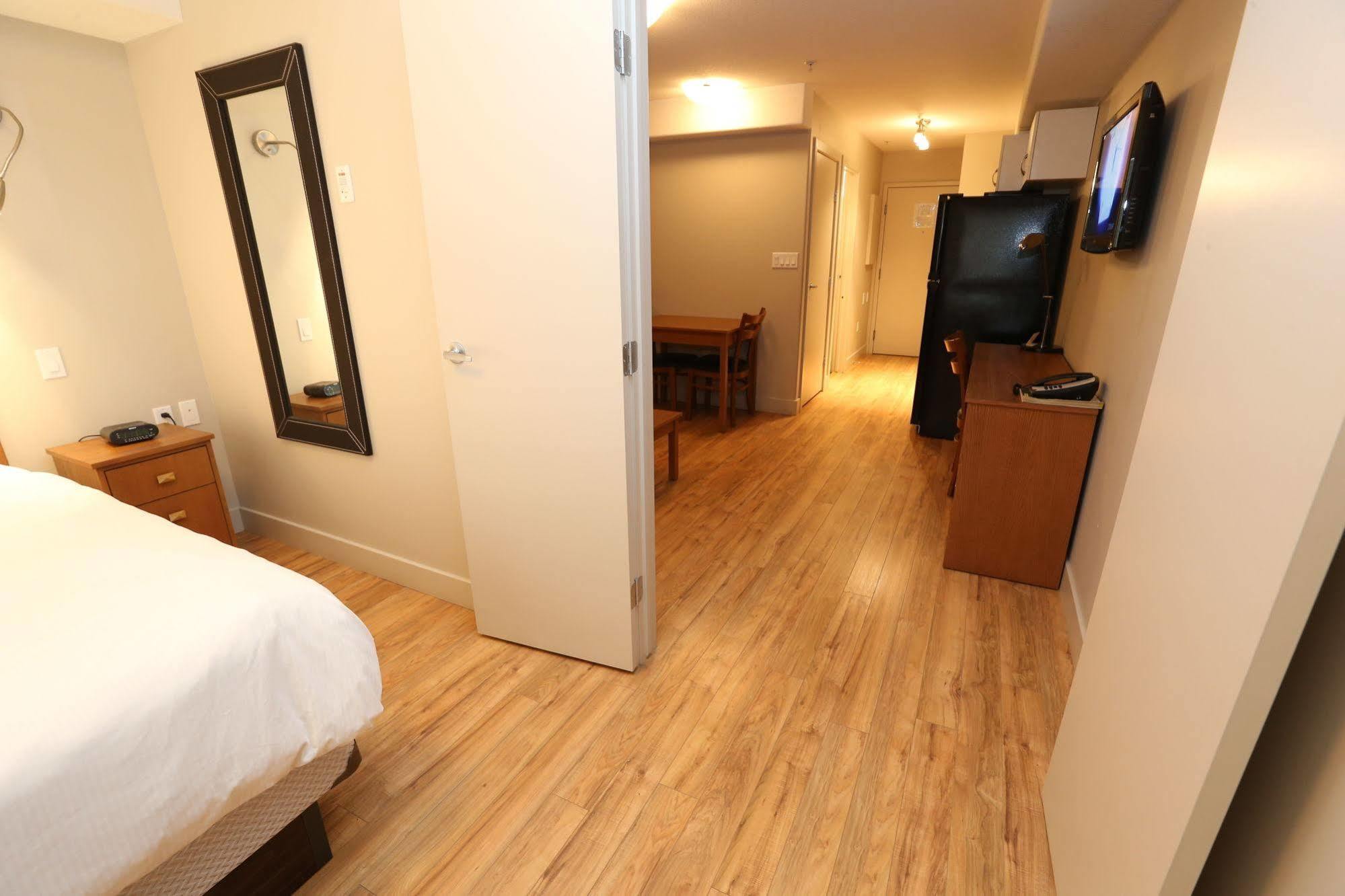 Platinum Residences Fort Mcmurray Luaran gambar