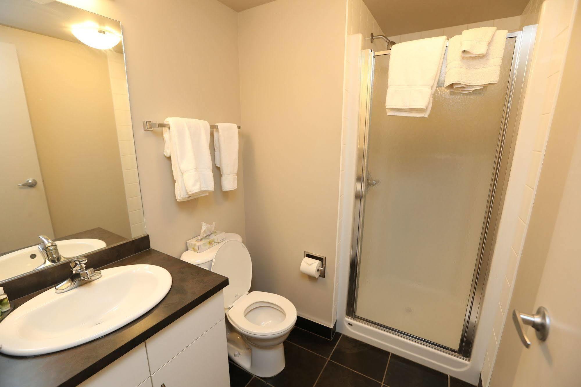 Platinum Residences Fort Mcmurray Luaran gambar