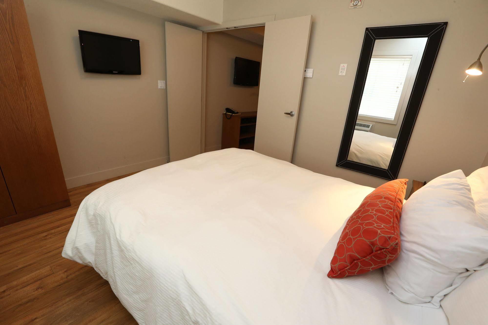 Platinum Residences Fort Mcmurray Luaran gambar