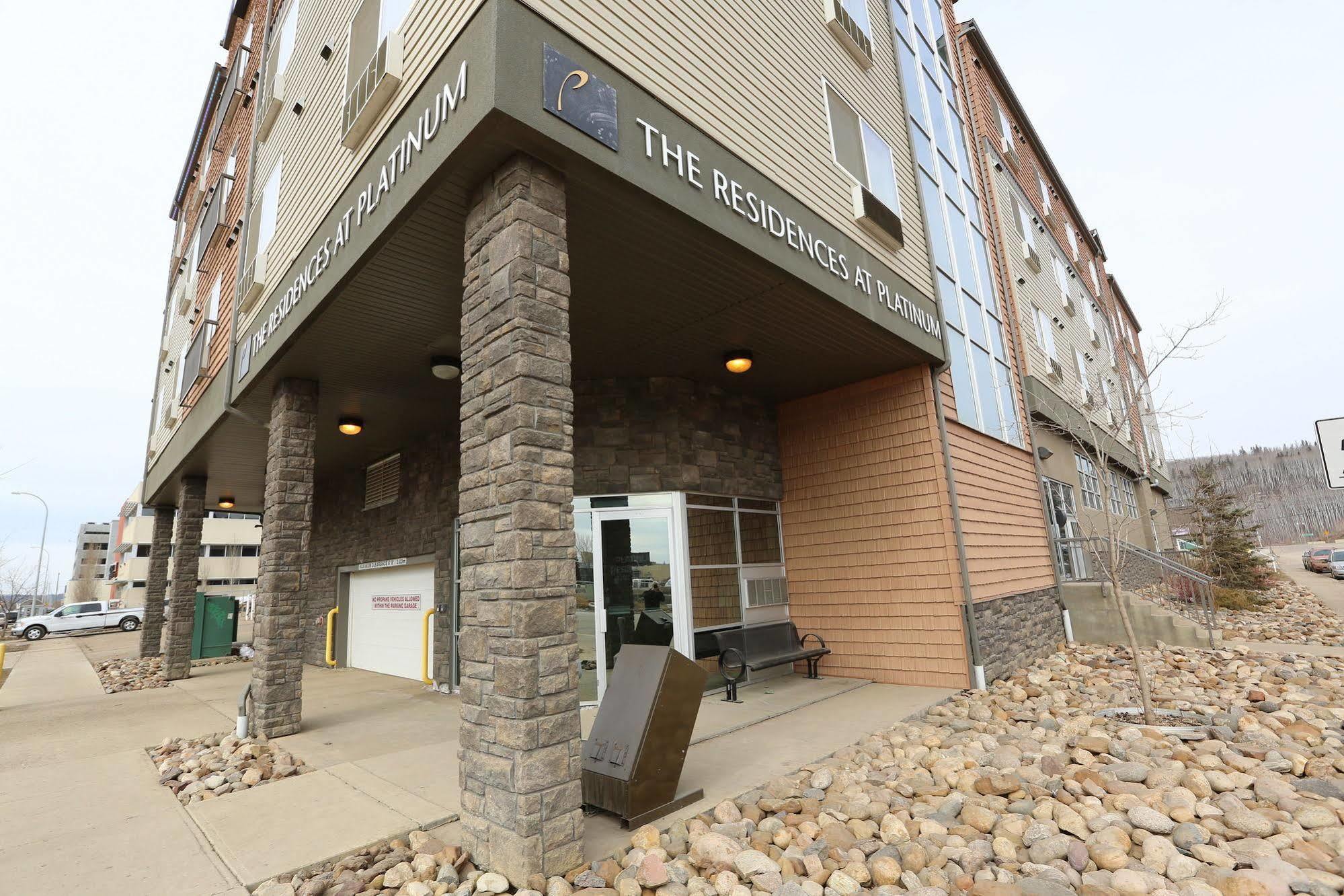Platinum Residences Fort Mcmurray Luaran gambar